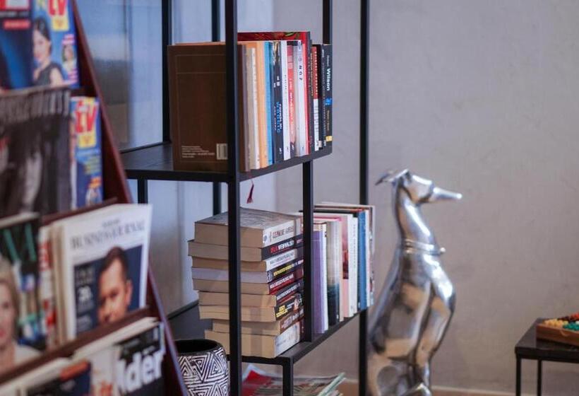 هتل City Center Rooms Piotrkowska 91