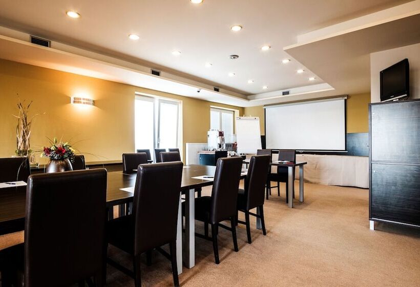 호텔 Comfort With Free Wellness And Fitness Centrum