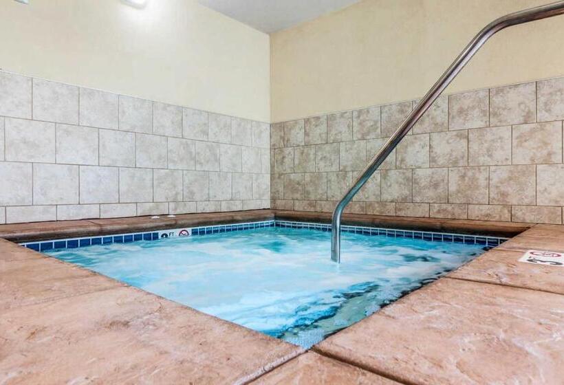 Отель Comfort Suites University Brookings