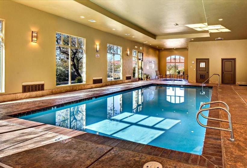 בית מלון כפרי Coral Springs Resort