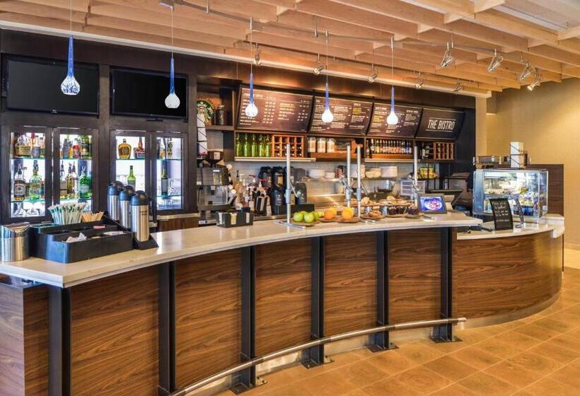 فندق Courtyard By Marriott Columbus Grove City