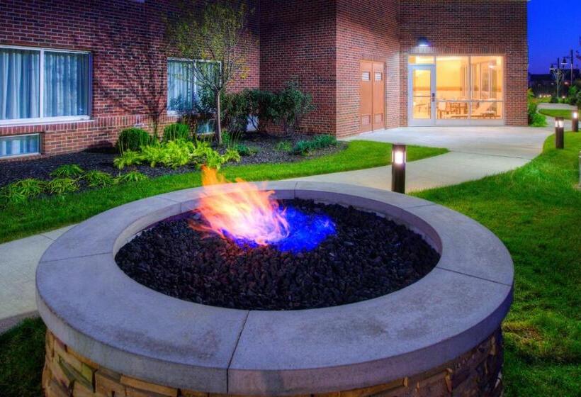 فندق Courtyard By Marriott Columbus Grove City