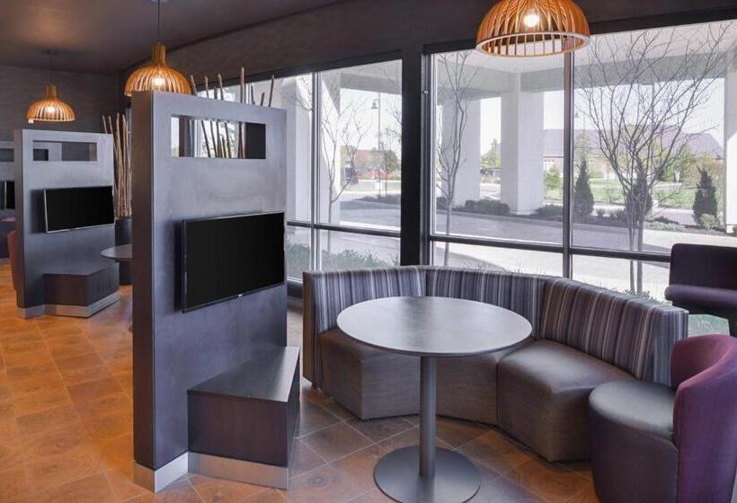 فندق Courtyard By Marriott Columbus Grove City