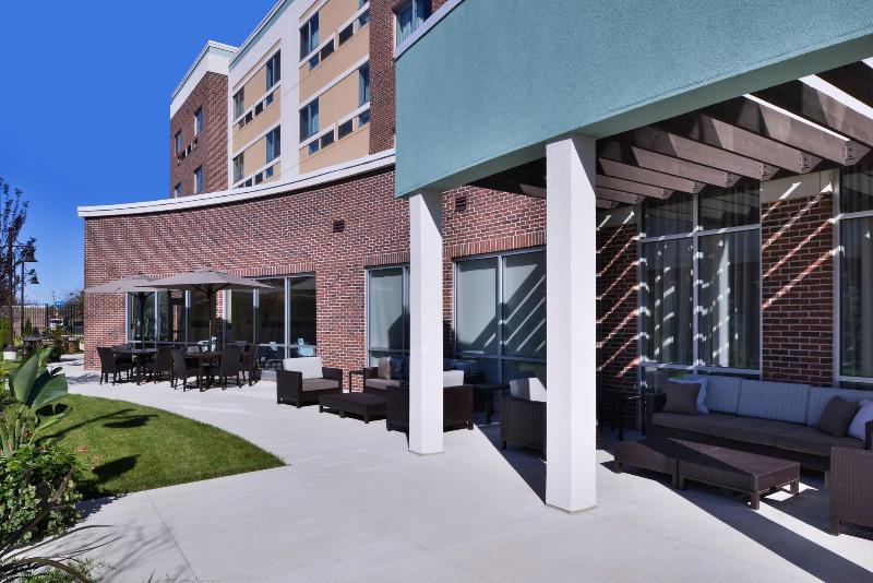 فندق Courtyard By Marriott Columbus Grove City