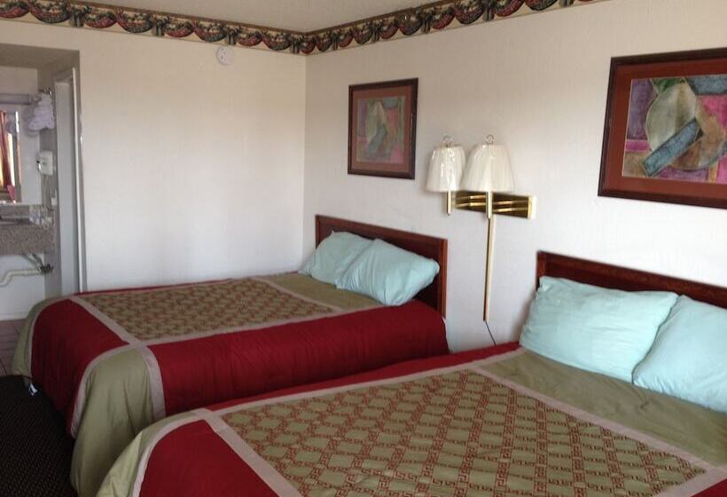 בית מלון כפרי Crown Inn