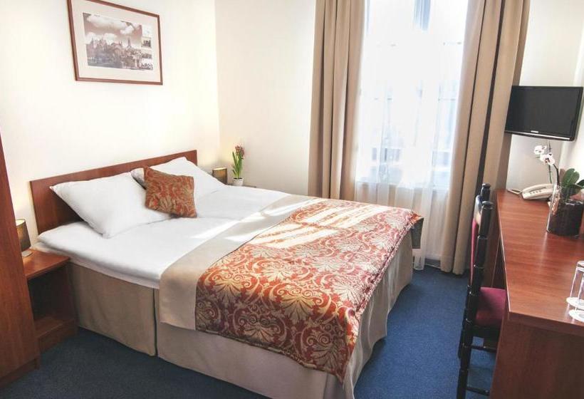 هتل Dom Na Podwalu