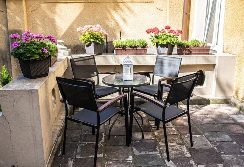 هتل łódzki Pałacyk