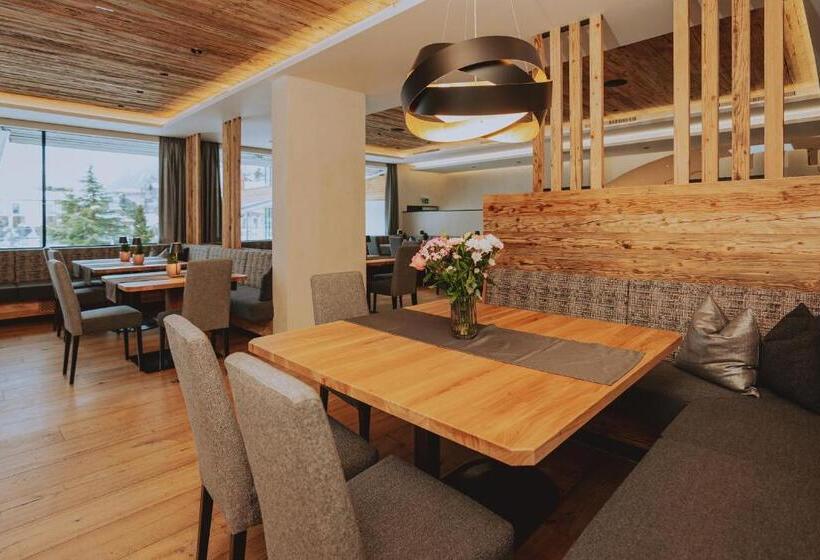 酒店 Familienresort Buchau