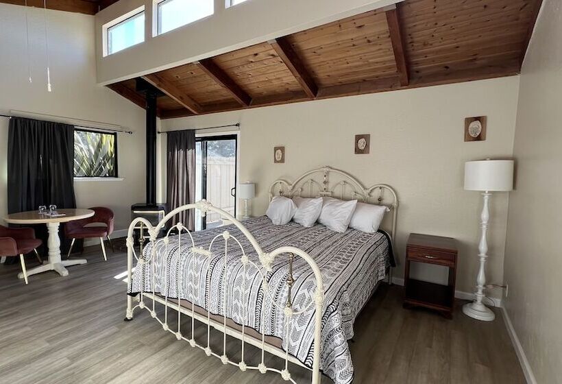 호텔 Fort Ross Lodge