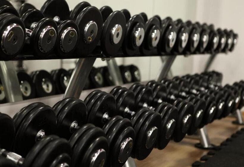 هتل Forum Fitness Spa & Wellness