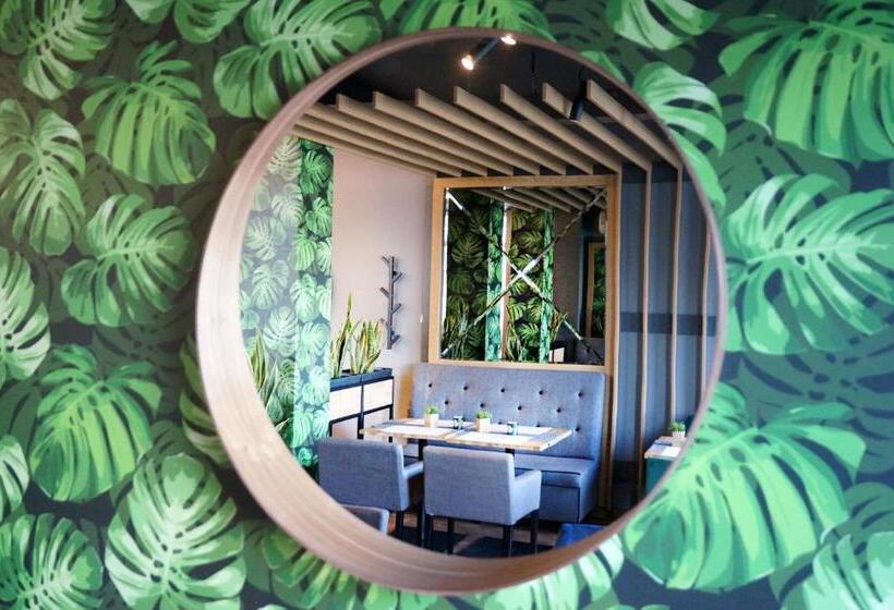 فندق Garden Zajazd