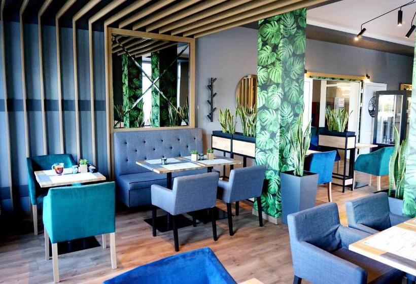 فندق Garden Zajazd