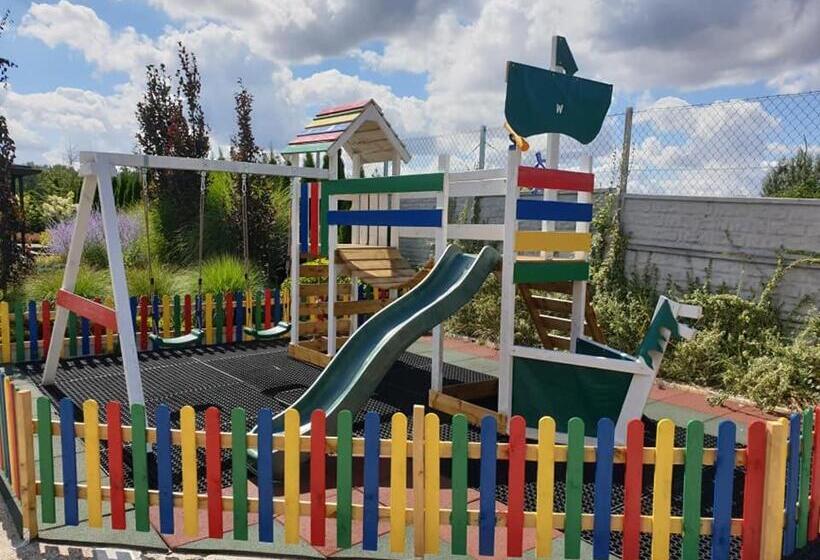 فندق Garden Zajazd