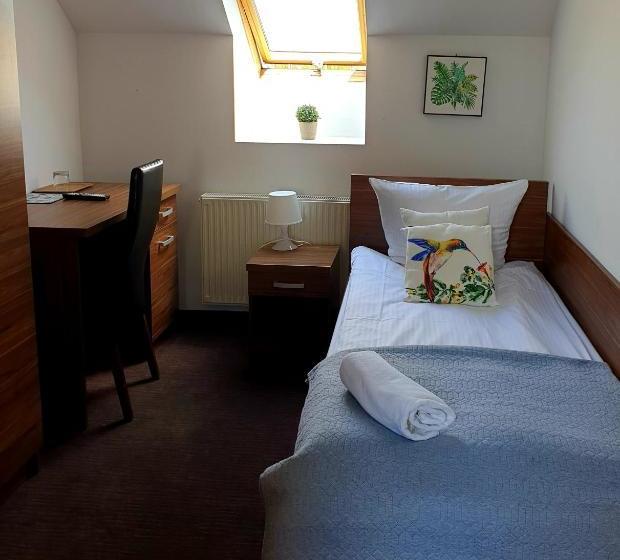 فندق Garden Zajazd