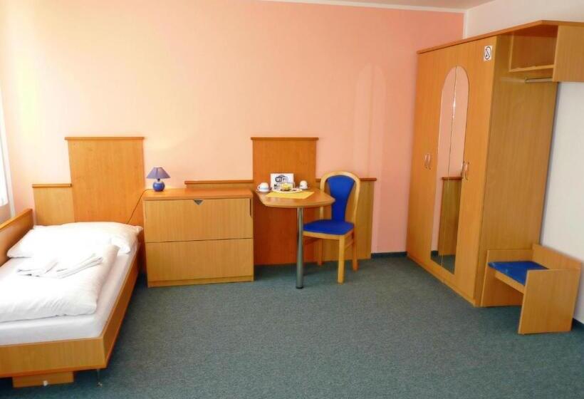 Garni G Hotel žilina