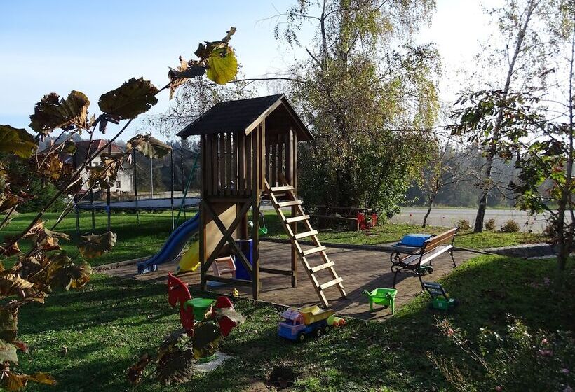 هتل Guesthouse Mesec Zaplana