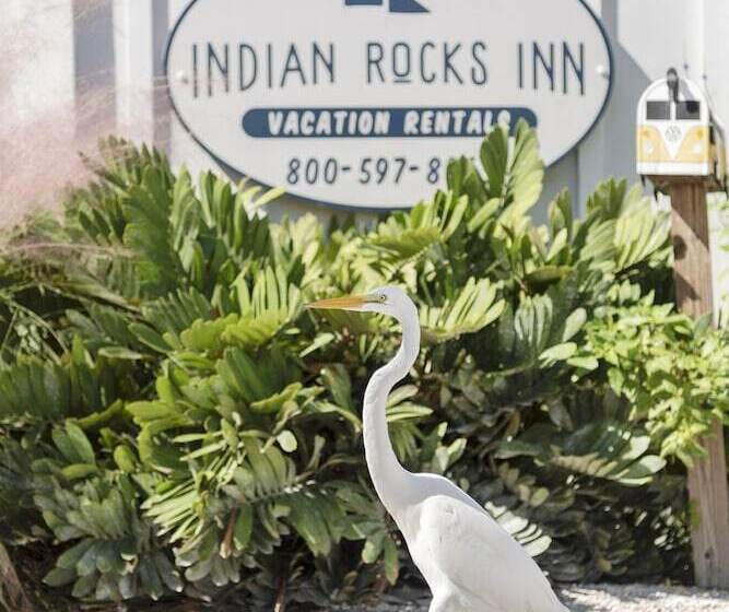 בית מלון כפרי Gulfside Resorts & Indian Rocks Inn