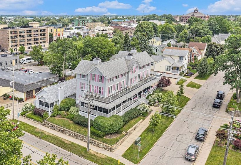 호텔 Harbor House Inn