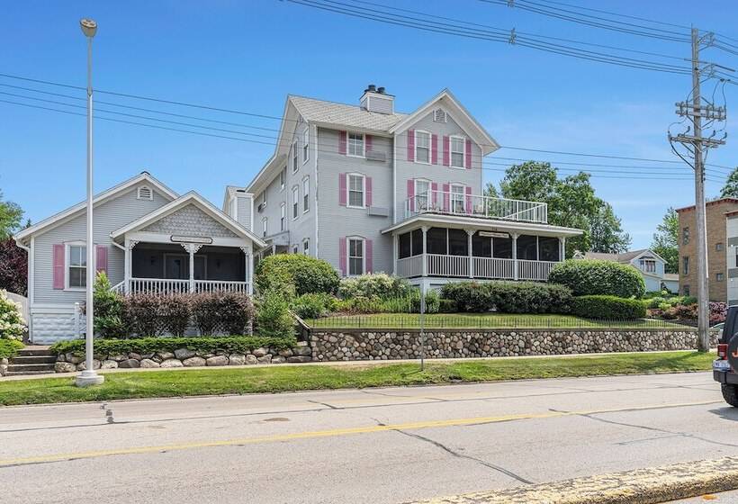 酒店 Harbor House Inn