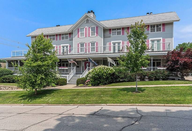 酒店 Harbor House Inn