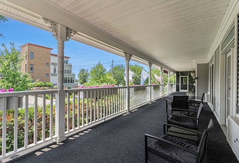 酒店 Harbor House Inn