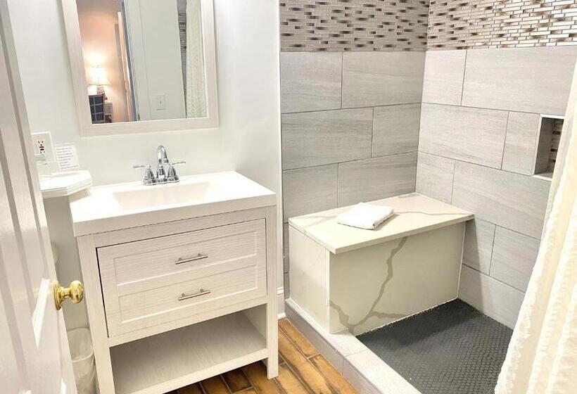 호텔 Harbor House Inn