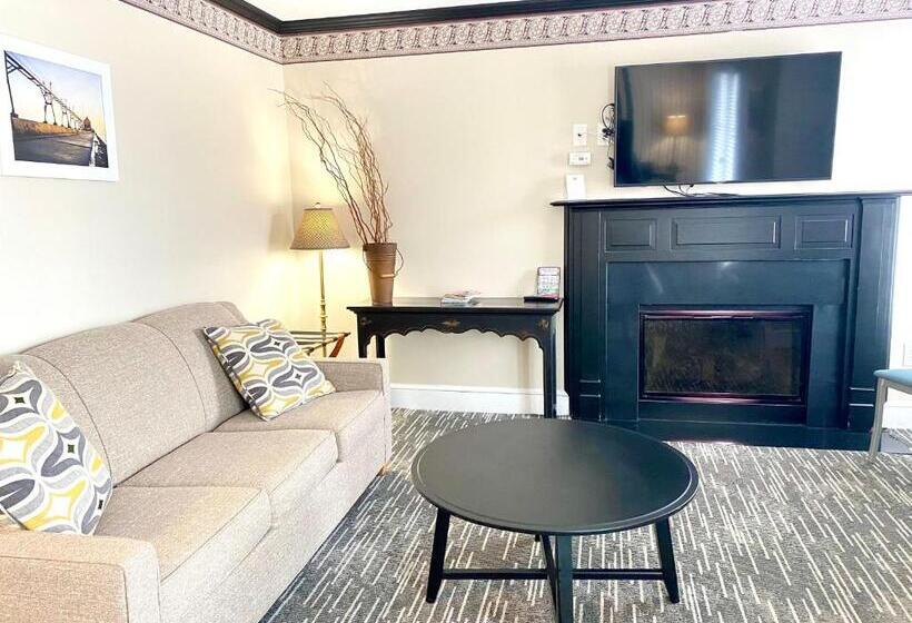 酒店 Harbor House Inn