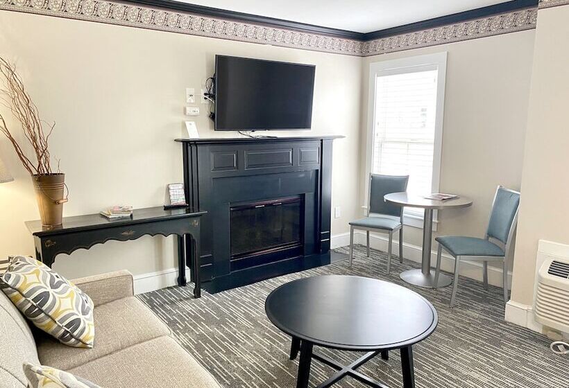 酒店 Harbor House Inn