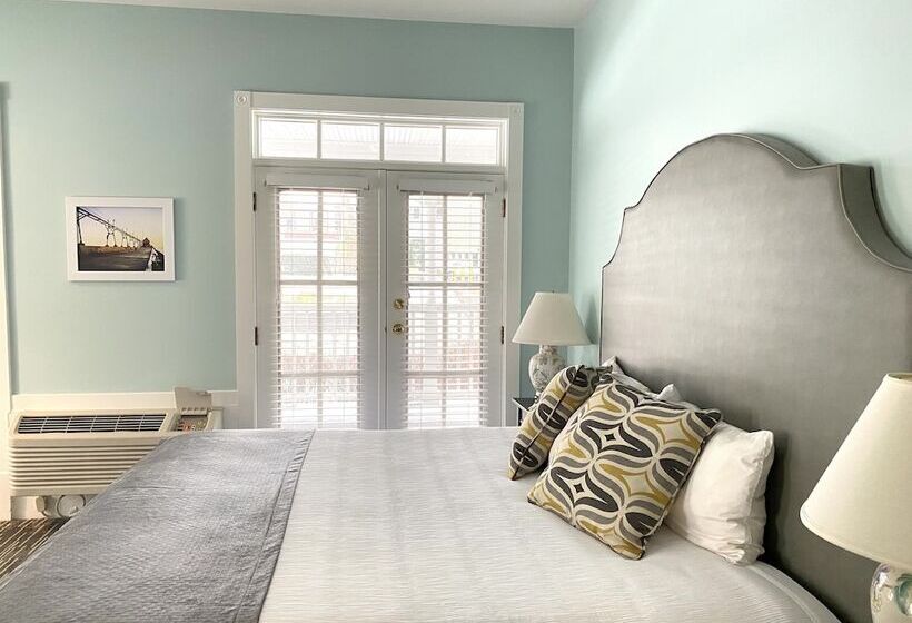 酒店 Harbor House Inn