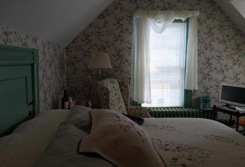 فندق Harborview Inn