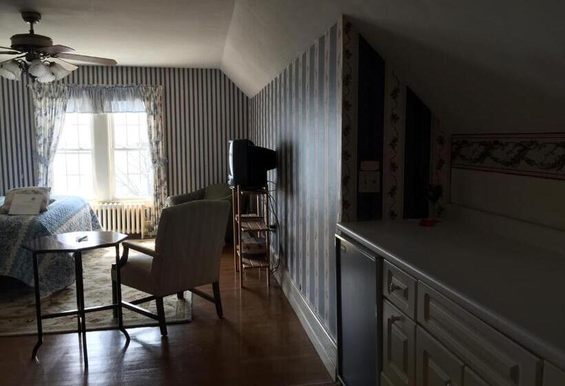 فندق Harborview Inn