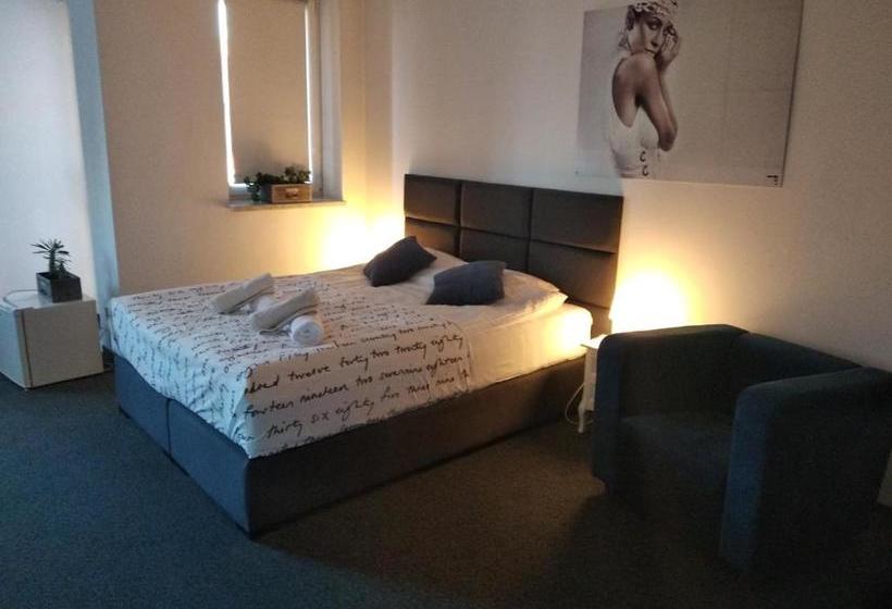 호텔 Harmonica Studio