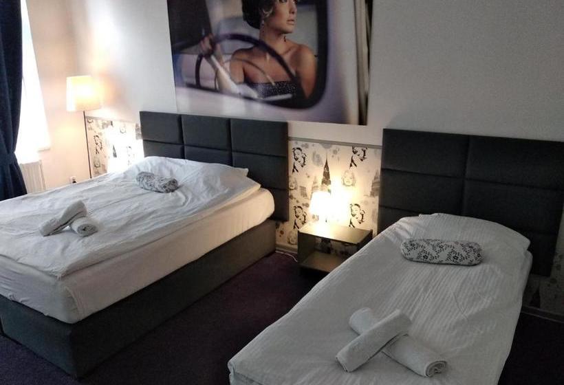 فندق Harmonica Studio