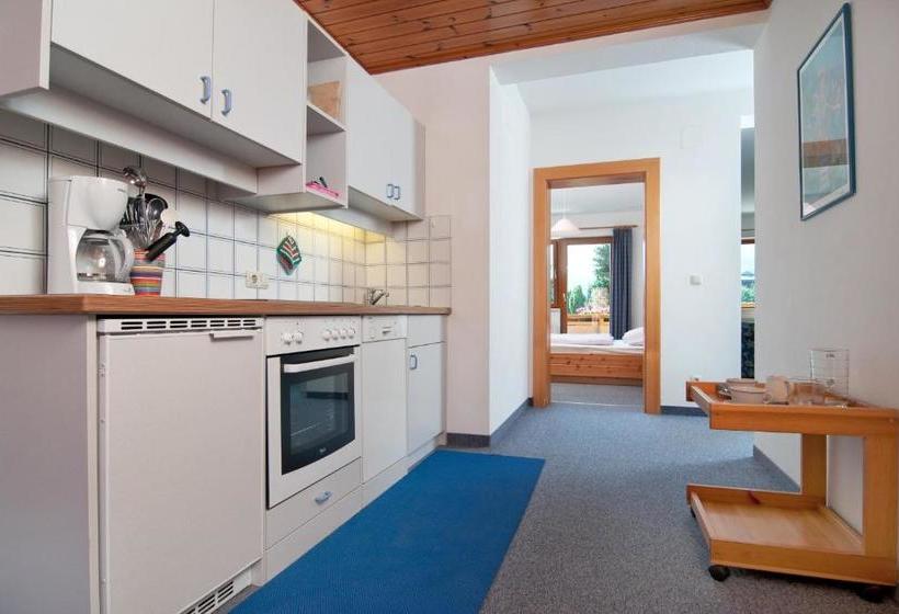 فندق Haus Christina