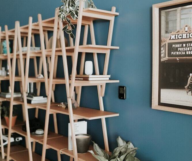 Haworth Hotel At Hope College