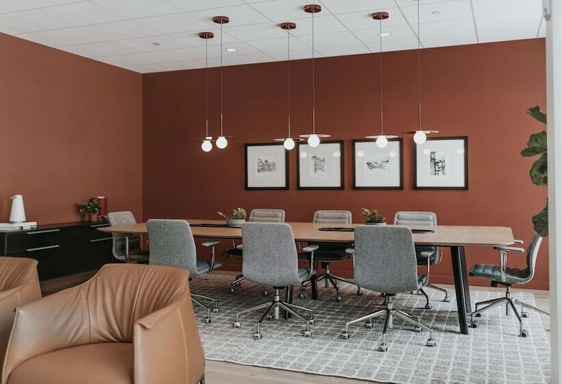 Haworth Hotel At Hope College