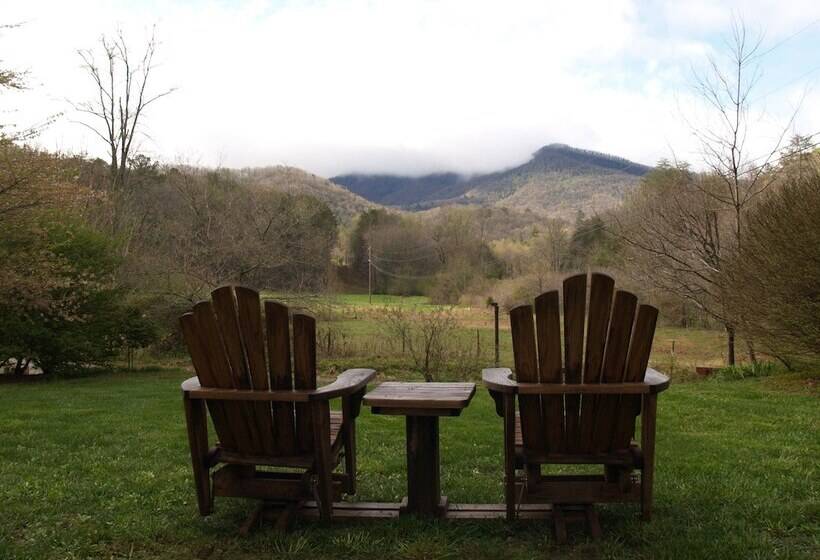 فندق Henson Cove Place Bed And Breakfast W/cabin