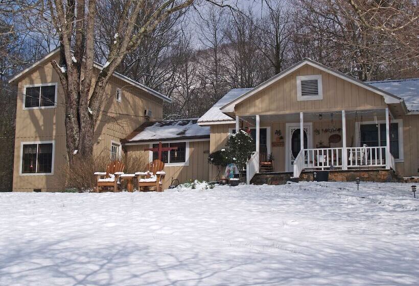 فندق Henson Cove Place Bed And Breakfast W/cabin