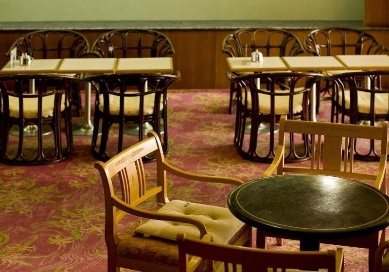 Отель Miya Onsen Higaki