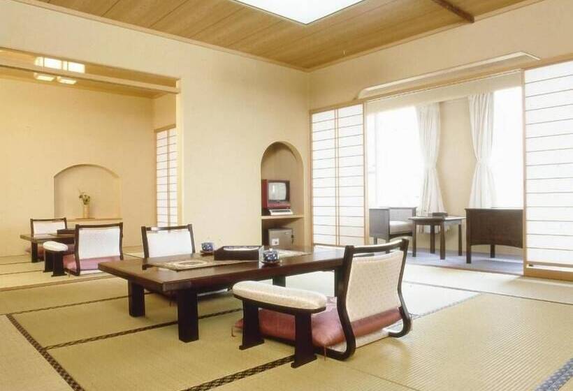 Отель Miya Onsen Higaki