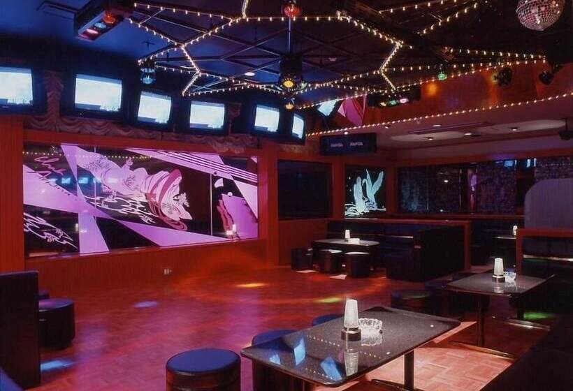 Отель Miya Onsen Higaki