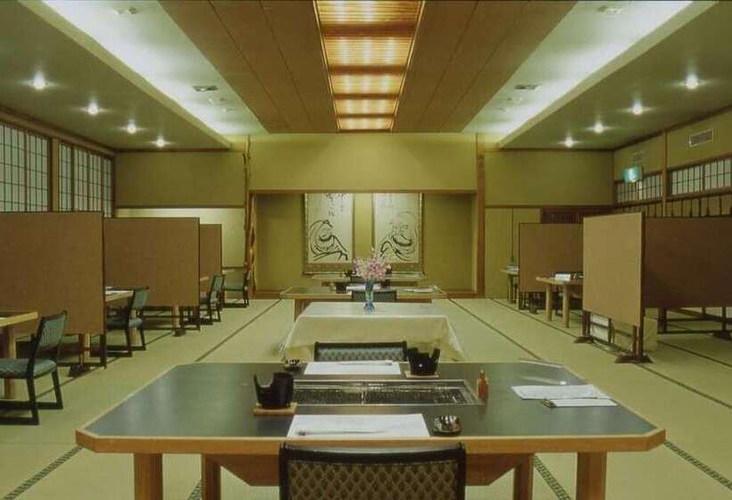 Отель Miya Onsen Higaki