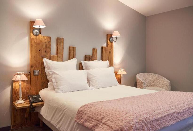 Отель Hôtel Le Manoir Des Montagnes