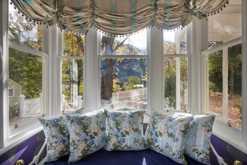 هتل Hulbert House Luxury Boutique Lodge Queenstown