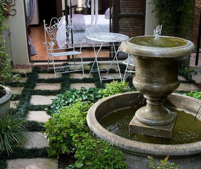 Отель Innjoy Boutique