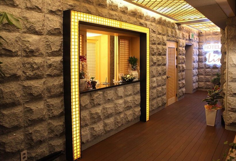 בית מלון כפרי Jeonju Lime