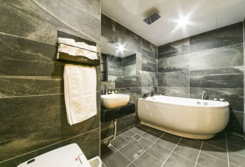 בית מלון כפרי Jeonju Lime