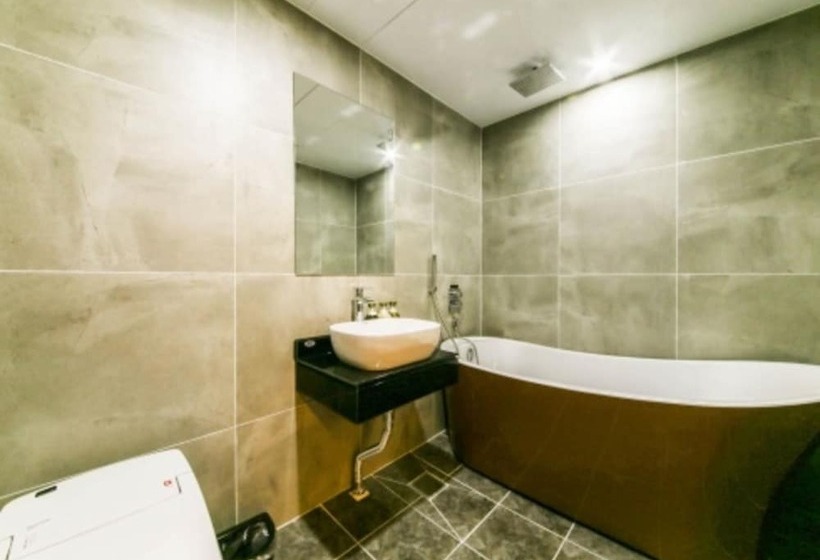 בית מלון כפרי Jeonju Lime