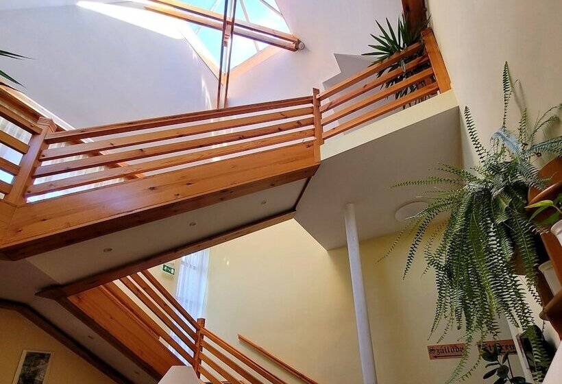 ホテル Józsi Bácsi Vendéglője és Szállodája