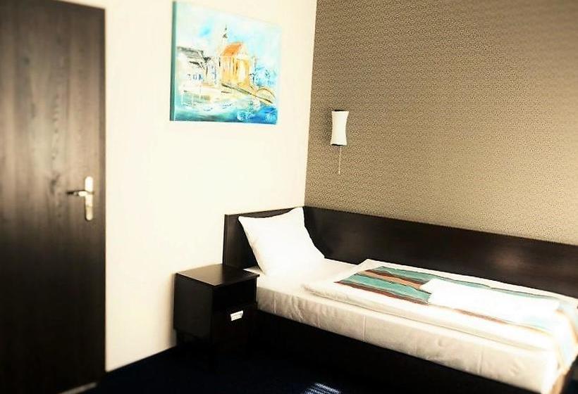 בית מלון כפרי Kamienica